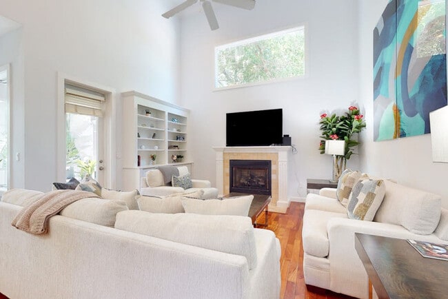 property at 628 42nd St