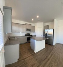 105 Canley Lp in Hutto, TX - Building Photo - Building Photo