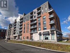 1350 Hemlock Rd in Ottawa, ON - Building Photo - Building Photo