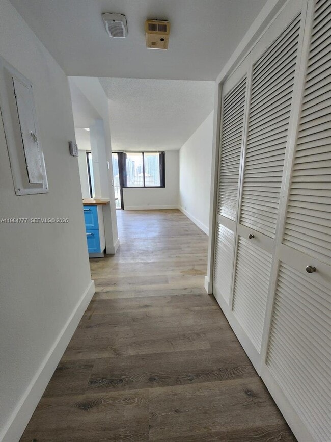 property at 520 Brickell Key Dr