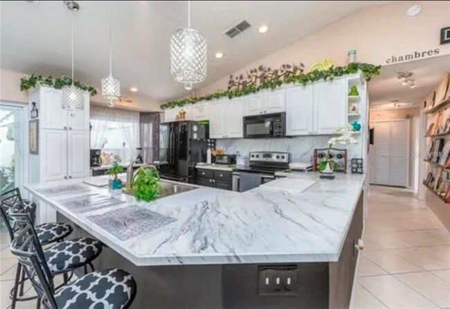 2358 Harbor Town Dr in Kissimmee, FL - Building Photo - Building Photo