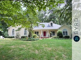 423 Elm Creek Dr in Manakin Sabot, VA - Building Photo