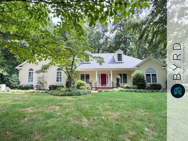 423 Elm Creek Dr in Manakin Sabot, VA - Building Photo