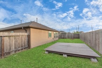 2411 Zephyr Ln in Rosenberg, TX - Building Photo - Building Photo