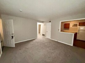 1320 S Crane St in Independence, MO - Building Photo