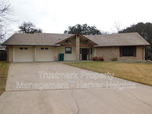 property at 700 Cedar Oaks Ln