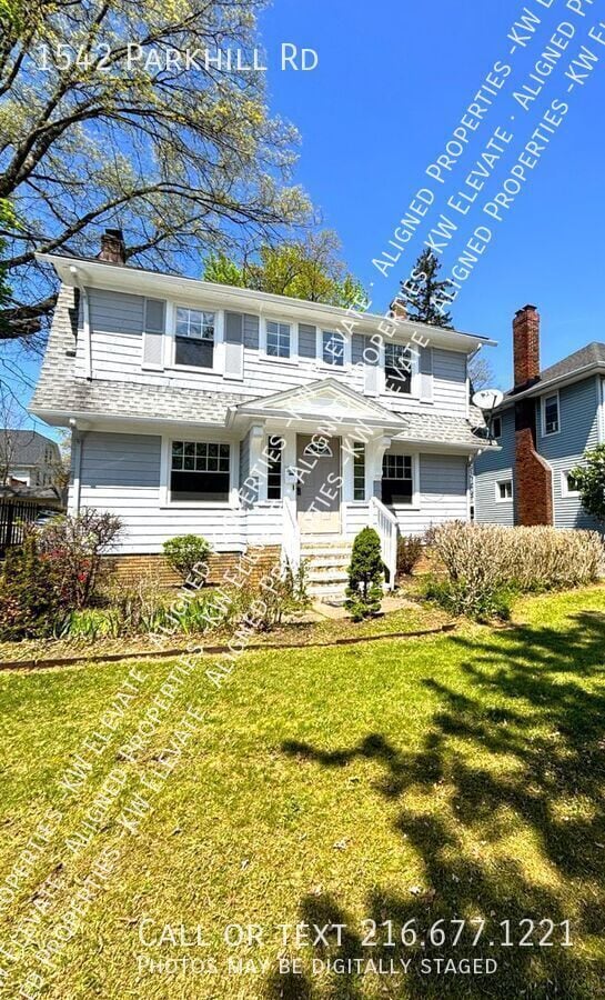 property at 1542 Parkhill Rd