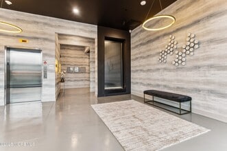 521 Lake Ave in Asbury Park, NJ - Foto de edificio - Building Photo