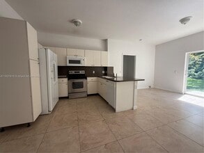 13212 Old Biscayne Dr in Homestead, FL - Building Photo - Building Photo