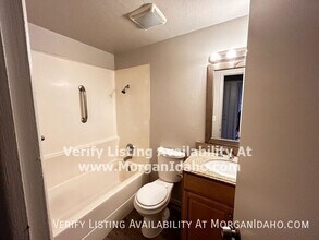 697 White Cloud Dr in Boise, ID - Building Photo - Building Photo