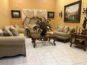 450 NW 130th Ave in Miami, FL - Building Photo - Building Photo