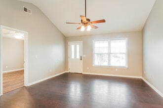 18372 Peyton Ln in Vance, AL - Building Photo - Building Photo