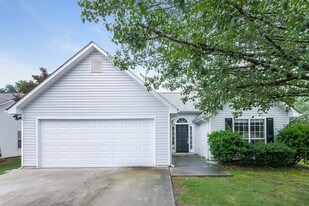454 Village Cir in Stockbridge, GA - Building Photo