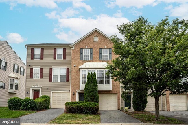 property at 1440 Pangbourne Way
