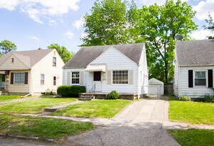 1823 Marlow Rd in Toledo, OH - Building Photo