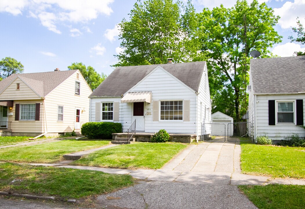 1823 Marlow Rd in Toledo, OH - Building Photo