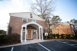 Waterside on Williamson