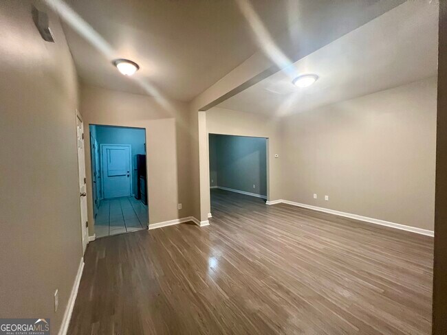 1005 Mill Creek Way in Monroe, GA - Building Photo - Building Photo