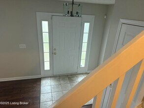 9500 Bayberry Green Ln in Louisville, KY - Building Photo - Building Photo