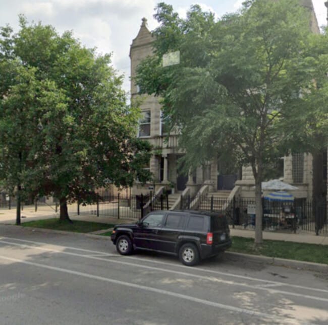 property at 1513 N California Ave