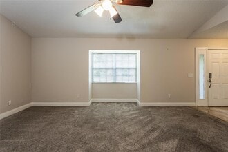 66 Westminster Dr in Palm Coast, FL - Foto de edificio - Building Photo