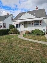 736 Garfield Ave in Lincoln Park, MI - Building Photo