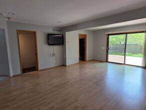 1039 Cobalt St in Waterford Township, MI - Building Photo - Building Photo
