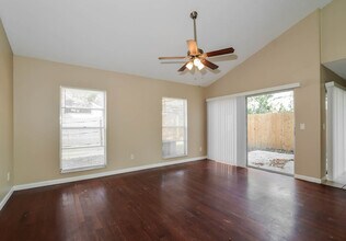 1226 Lois Ave in Apopka, FL - Building Photo - Building Photo