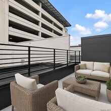 199 E Post Rd in White Plains, NY - Foto de edificio - Building Photo