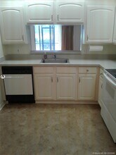 701 SW 142nd Ave in Pembroke Pines, FL - Building Photo - Building Photo
