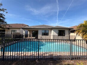 5026 Piaffe Dr in Wellington, FL - Building Photo - Building Photo