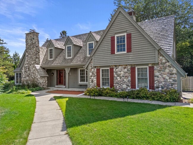 property at N37W6989 Wilson St