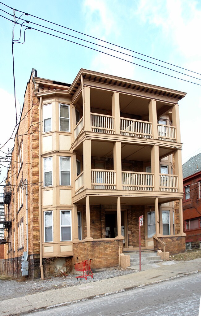 89 Knox Ave in Pittsburgh, PA - Foto de edificio - Building Photo