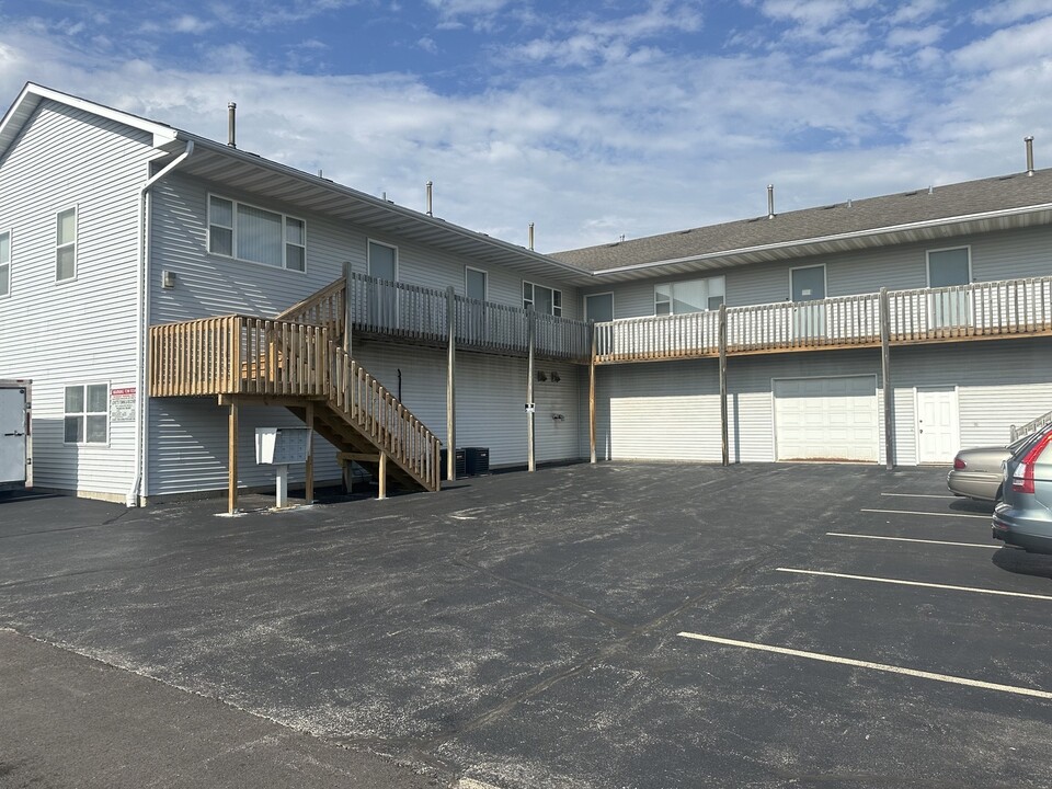 432 Wyman St in Sycamore, IL - Building Photo