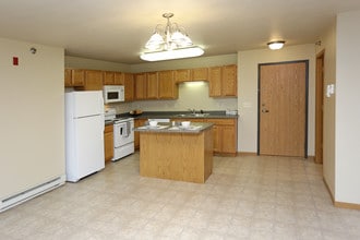 Belcastle Apartments in Bismarck, ND - Building Photo - Interior Photo