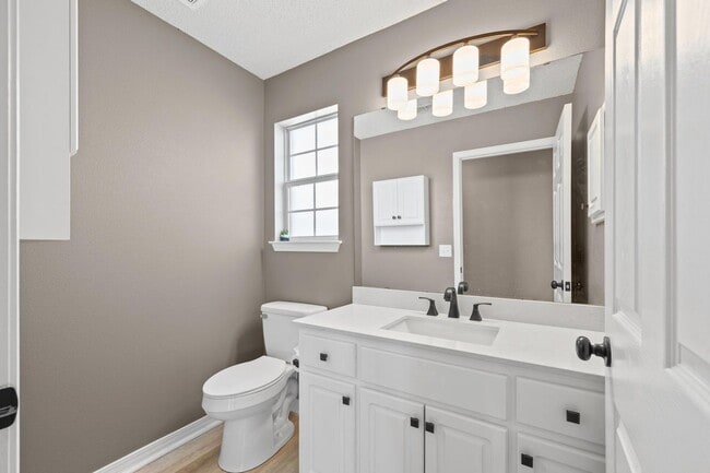 2544 Portobella Pl in Gonzalez, FL - Building Photo - Building Photo