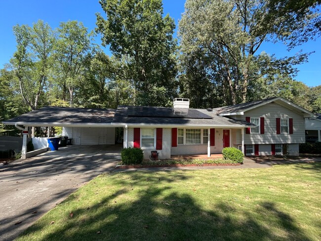 6801 Candlewood Dr in Raleigh, NC - Building Photo - Building Photo