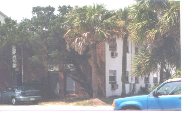 129 11th Ave in Jacksonville Beach, FL - Building Photo