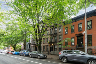 120 Bergen St in Brooklyn, NY - Foto de edificio - Building Photo