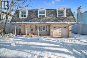 61 Vanier Dr in Guelph, ON - Building Photo - Building Photo