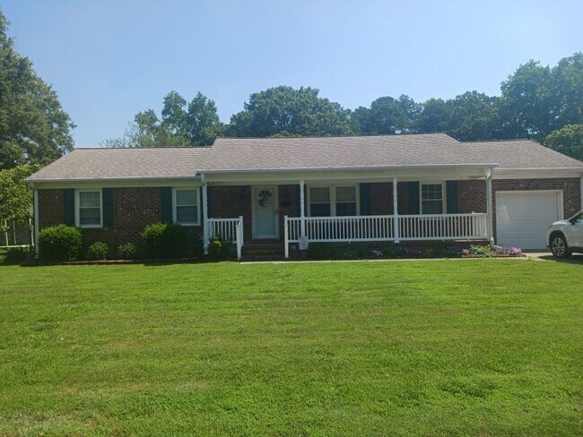 property at 868 Moyer Rd