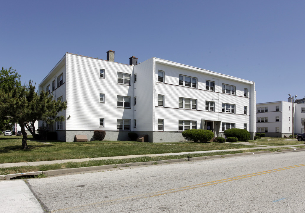 Carver Hall in Atlantic City, NJ - Building Photo