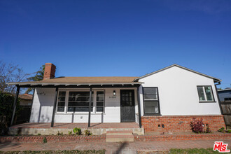 14587 Lyle St in Los Angeles, CA - Building Photo - Building Photo