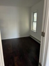 14 Pearl St in Manchester, CT - Building Photo - Building Photo