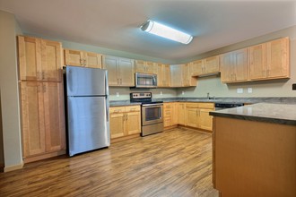 Urban Plains Apartment Community in Fargo, ND - Building Photo - Building Photo