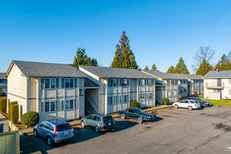 Maple Lane Court in Kent, WA - Building Photo - Building Photo