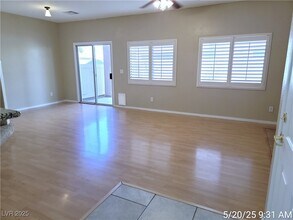 6544 Strolling Plains Ln in Henderson, NV - Building Photo - Building Photo