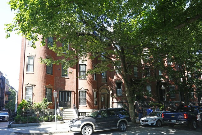 60 W Rutland Sq in Boston, MA - Building Photo - Building Photo