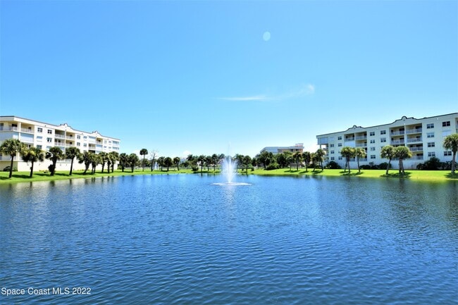 8921 Lake Dr in Cape Canaveral, FL - Building Photo - Building Photo
