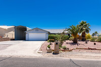 3878 Challenger Dr in Lake Havasu City, AZ - Foto de edificio - Building Photo